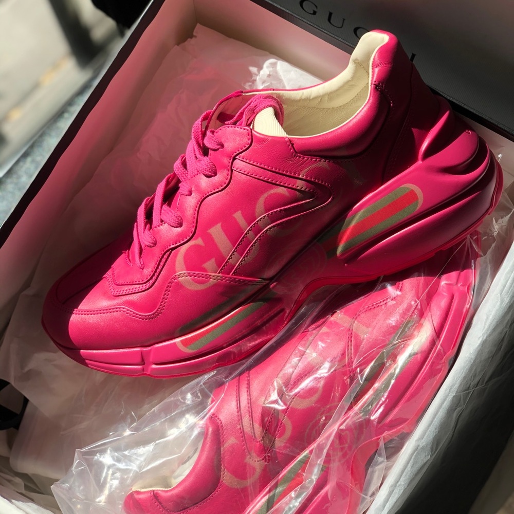 Men’s pink Gucci Sneakers size 10.5 - Picture 2 of 2